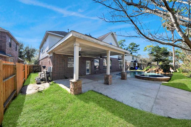 18330 Enchanted Rock Trail, Humble, TX 77346