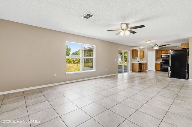 1156 Camas Avenue NW, Palm Bay, FL 32907
