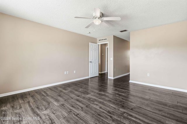 1156 Camas Avenue NW, Palm Bay, FL 32907