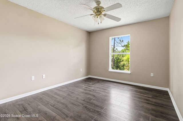 1156 Camas Avenue NW, Palm Bay, FL 32907