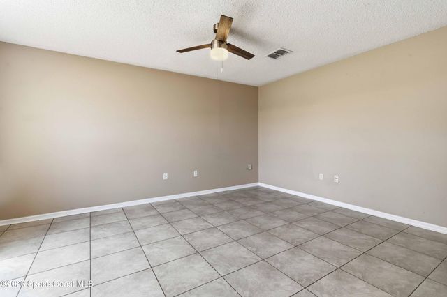 1156 Camas Avenue NW, Palm Bay, FL 32907