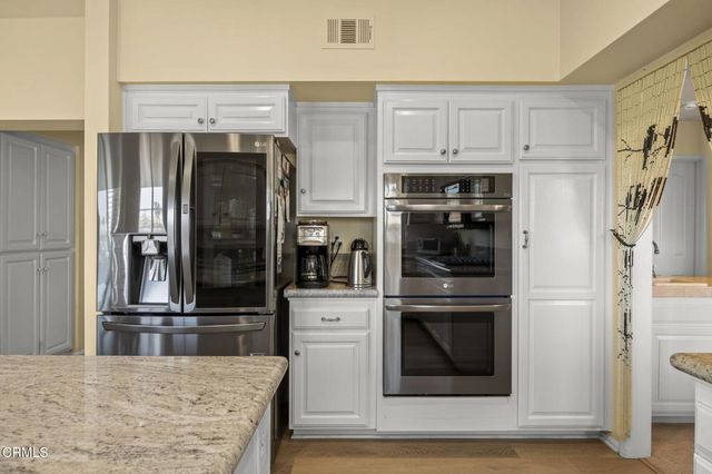 1737 Emerald Isle Way, Oxnard, CA 93035