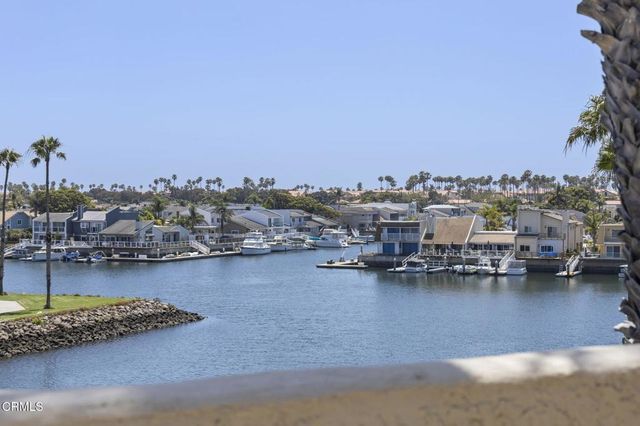 1737 Emerald Isle Way, Oxnard, CA 93035
