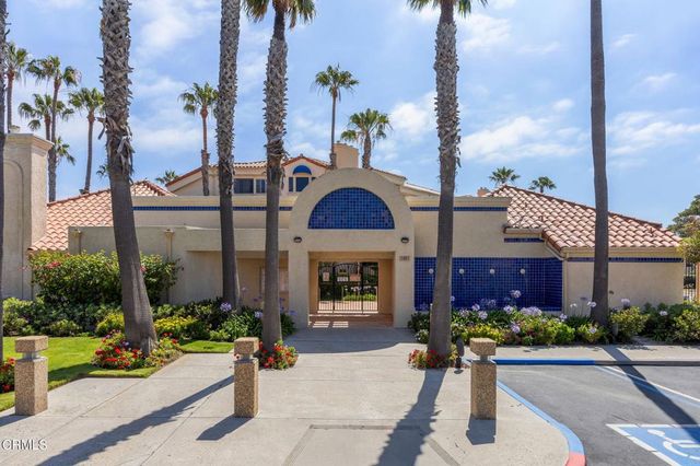 1737 Emerald Isle Way, Oxnard, CA 93035