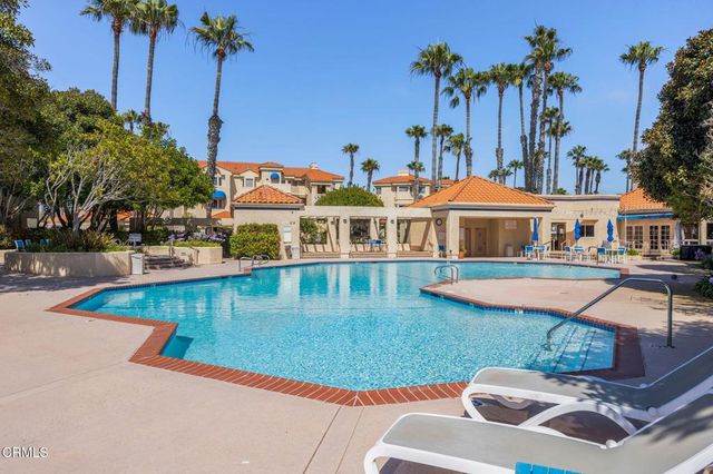 1737 Emerald Isle Way, Oxnard, CA 93035