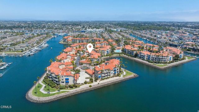 1737 Emerald Isle Way, Oxnard, CA 93035