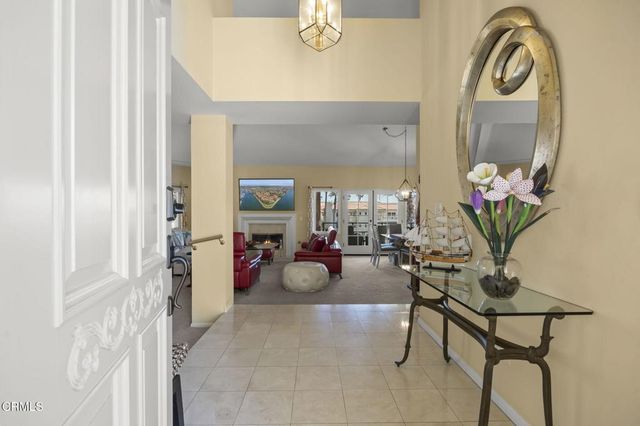 1737 Emerald Isle Way, Oxnard, CA 93035