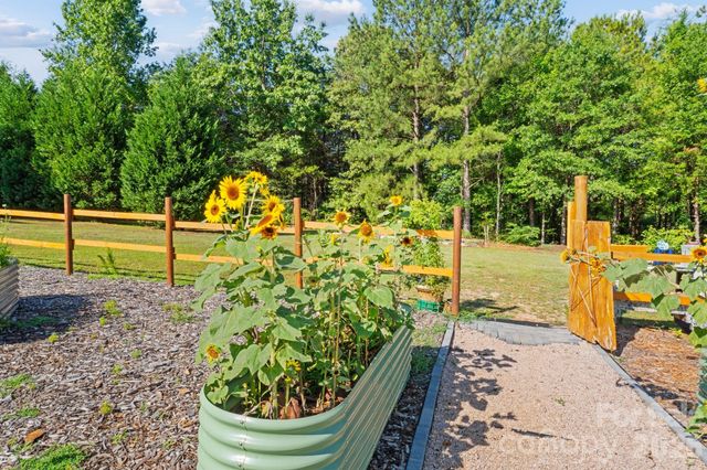 1483 Hopewell Church Road, Catawba, NC 28609