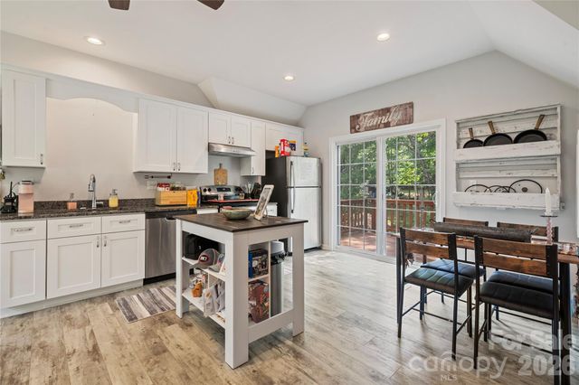 1483 Hopewell Church Road, Catawba, NC 28609