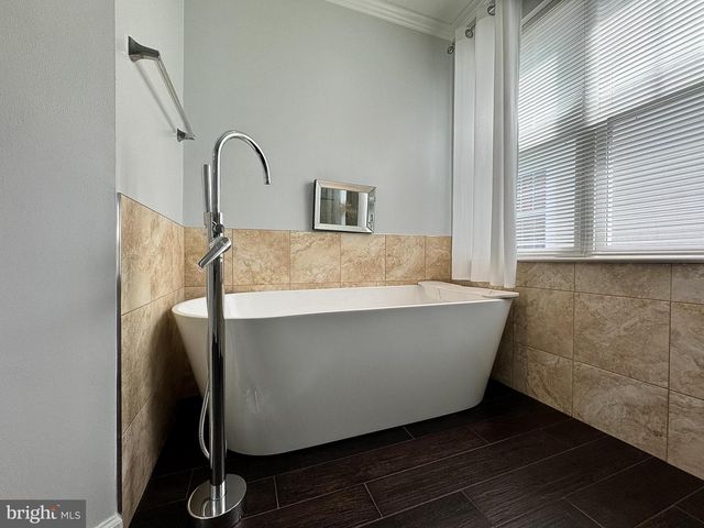 1404 GRAHAM DR, Fredericksburg, VA 22401