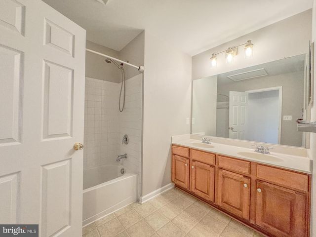 1404 GRAHAM DR, Fredericksburg, VA 22401