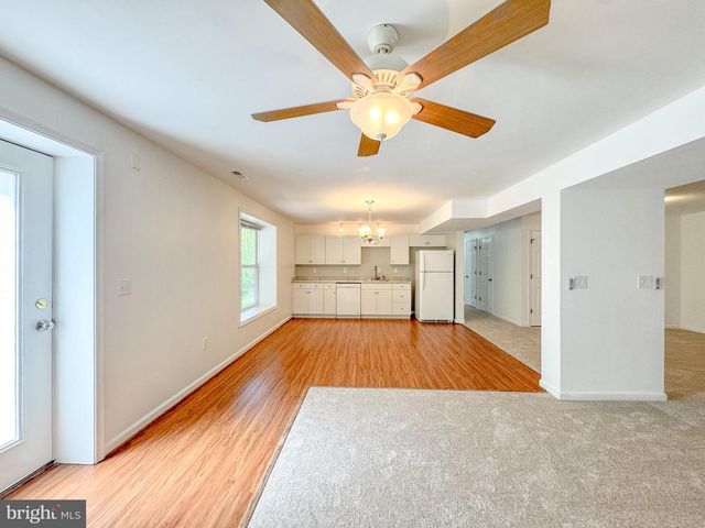 1404 GRAHAM DR, Fredericksburg, VA 22401