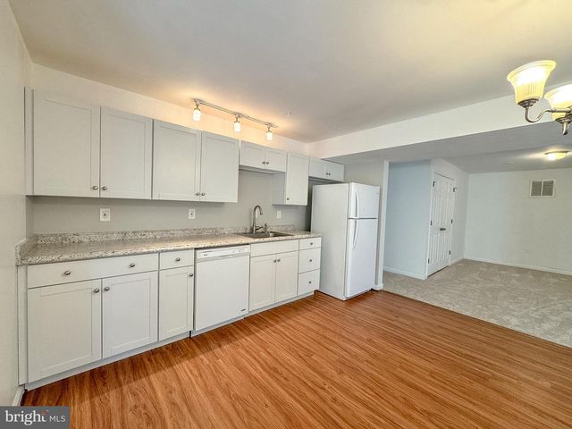 1404 GRAHAM DR, Fredericksburg, VA 22401