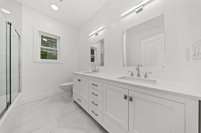 418 EAST AVE, Northvale, NJ 07647
