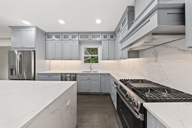 418 EAST AVE, Northvale, NJ 07647
