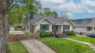 7530 Oak Street, Kansas City, MO 64114