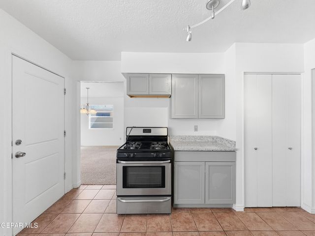 2600 GENE LITTLER Drive, El Paso, TX 79936