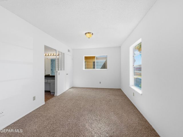 2600 GENE LITTLER Drive, El Paso, TX 79936