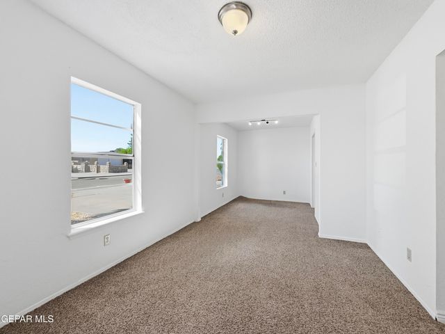 2600 GENE LITTLER Drive, El Paso, TX 79936