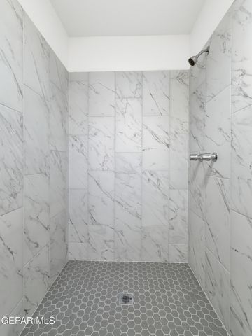 2600 GENE LITTLER Drive, El Paso, TX 79936