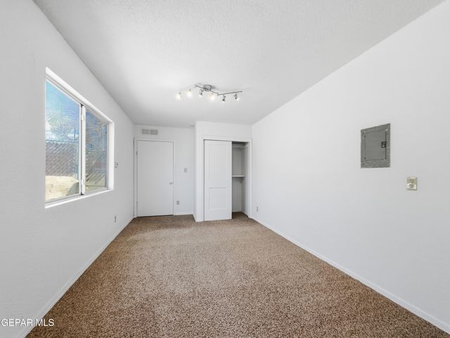 2600 GENE LITTLER Drive, El Paso, TX 79936