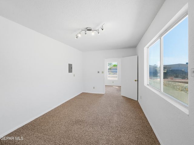 2600 GENE LITTLER Drive, El Paso, TX 79936