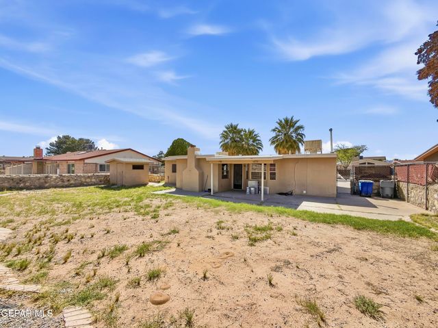 2600 GENE LITTLER Drive, El Paso, TX 79936