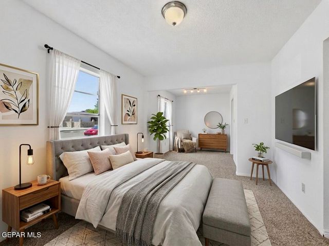 2600 GENE LITTLER Drive, El Paso, TX 79936