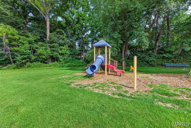 13247 Delft Drive, St Louis, MO 63146