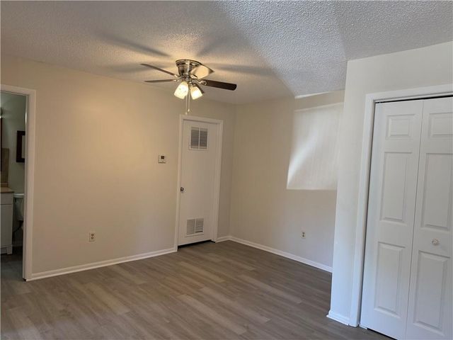 1100 Colonial Drive, Lathrop, MO 64465