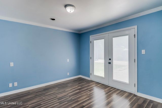 709 Gardendale Avenue, Long Beach, MS 39560