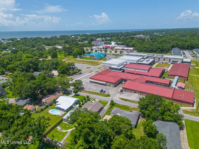 709 Gardendale Avenue, Long Beach, MS 39560