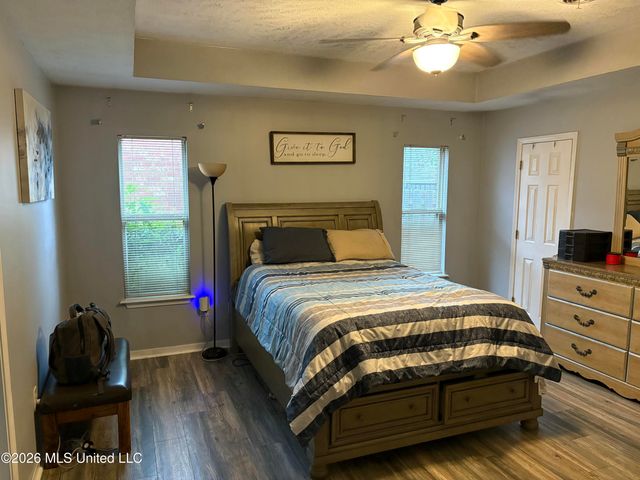 327 Cascades Circle, Clinton, MS 39056