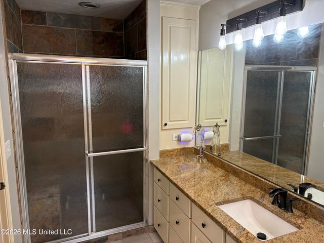 327 Cascades Circle, Clinton, MS 39056