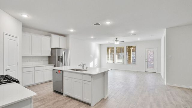 9524 Tamarack Road, Oak Point, TX 75068