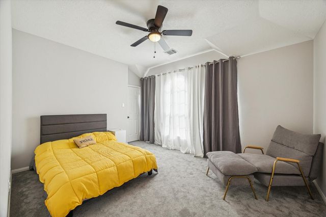 11306 Avon Place, Houston, TX 77066