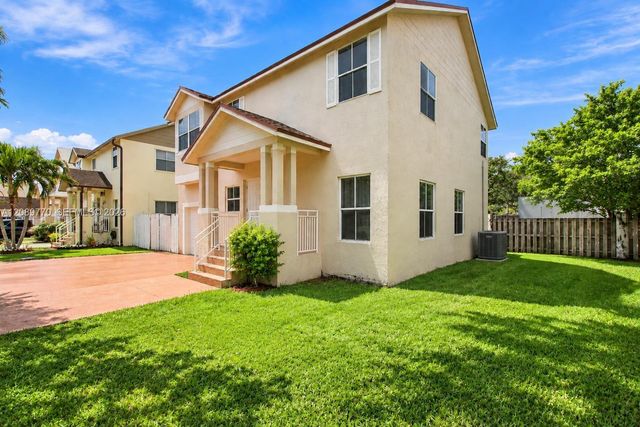 10251 NW 3rd Street, Pembroke Pines, FL 33026