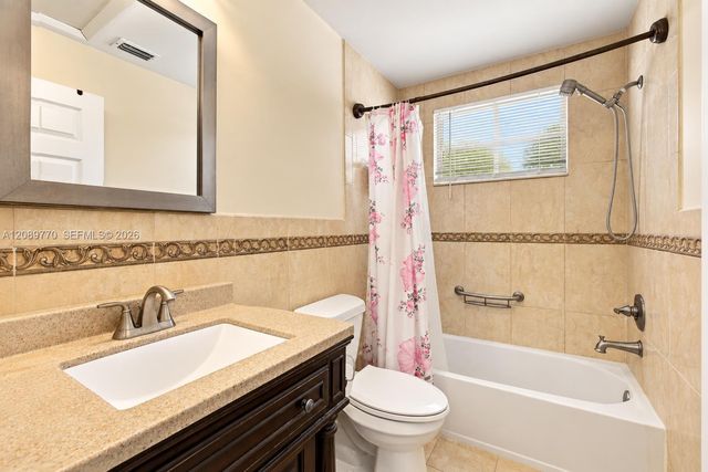 10251 NW 3rd Street, Pembroke Pines, FL 33026