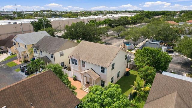 10251 NW 3rd Street, Pembroke Pines, FL 33026