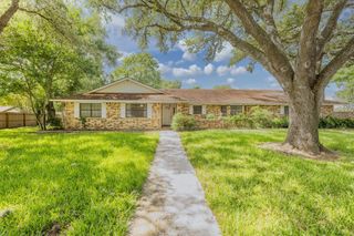 113 Tanglewood TRL, Gonzales, TX 78629