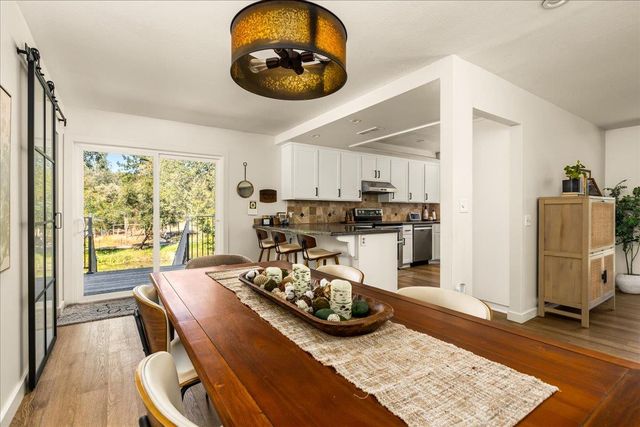 10411 Rough And Ready Rd, Rough And Ready, CA 95975