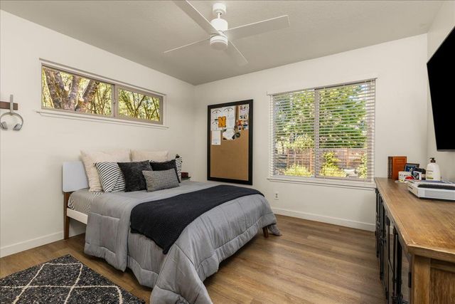 10411 Rough And Ready Rd, Rough And Ready, CA 95975