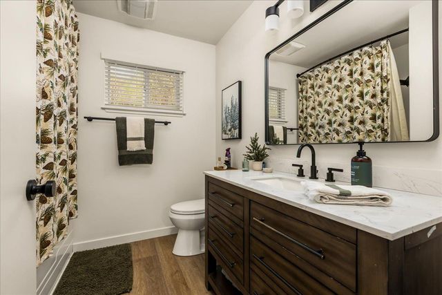 10411 Rough And Ready Rd, Rough And Ready, CA 95975