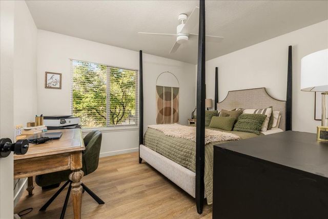 10411 Rough And Ready Rd, Rough And Ready, CA 95975
