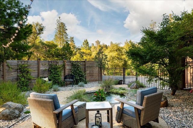 10411 Rough And Ready Rd, Rough And Ready, CA 95975