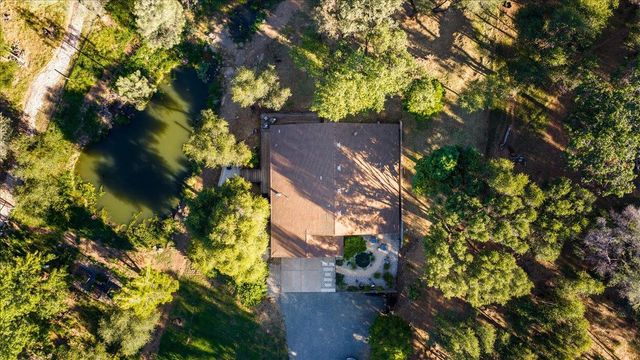 10411 Rough And Ready Rd, Rough And Ready, CA 95975