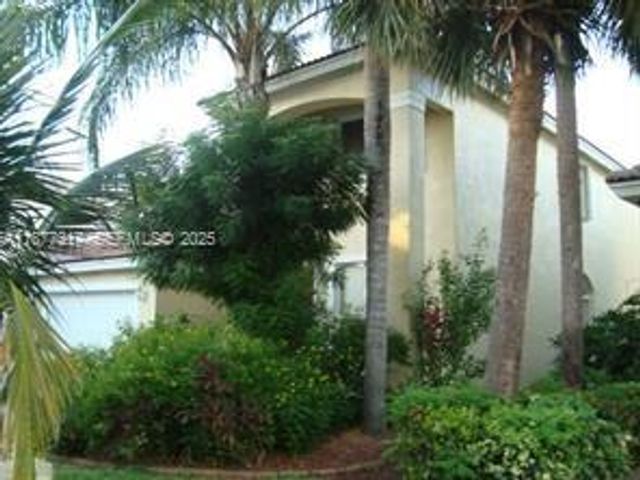 7733 NW 17th Court, Pembroke Pines, FL 33024