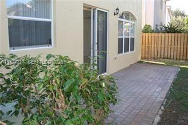 7733 NW 17th Court, Pembroke Pines, FL 33024