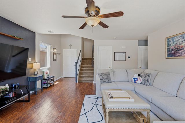 10340 Calle Hermosa Place NW, Albuquerque, NM 87114