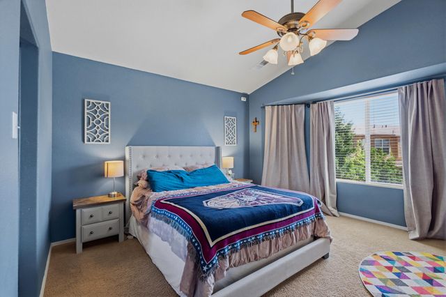 10340 Calle Hermosa Place NW, Albuquerque, NM 87114